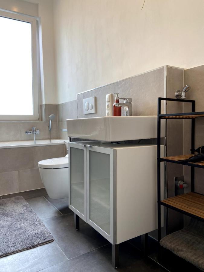 Wunderschoene Sanierte Wohnung Vor Den Toren Koelns Dış mekan fotoğraf